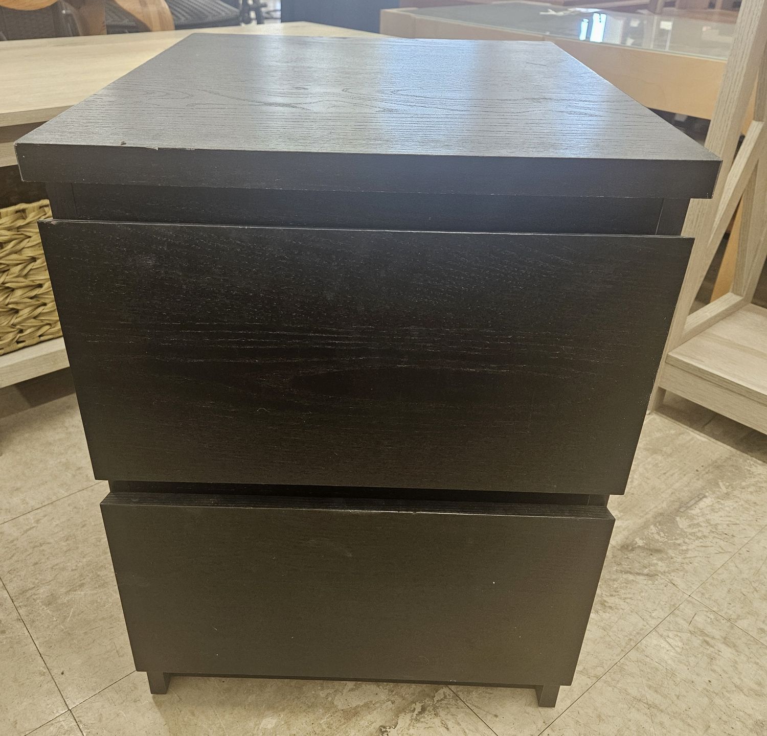 Modern black 2-drawer nightstand