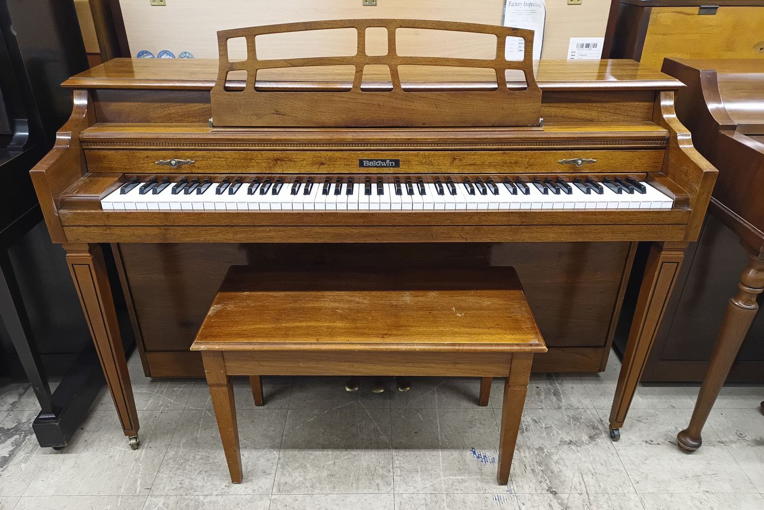 Compact Baldwin Spinet Piano