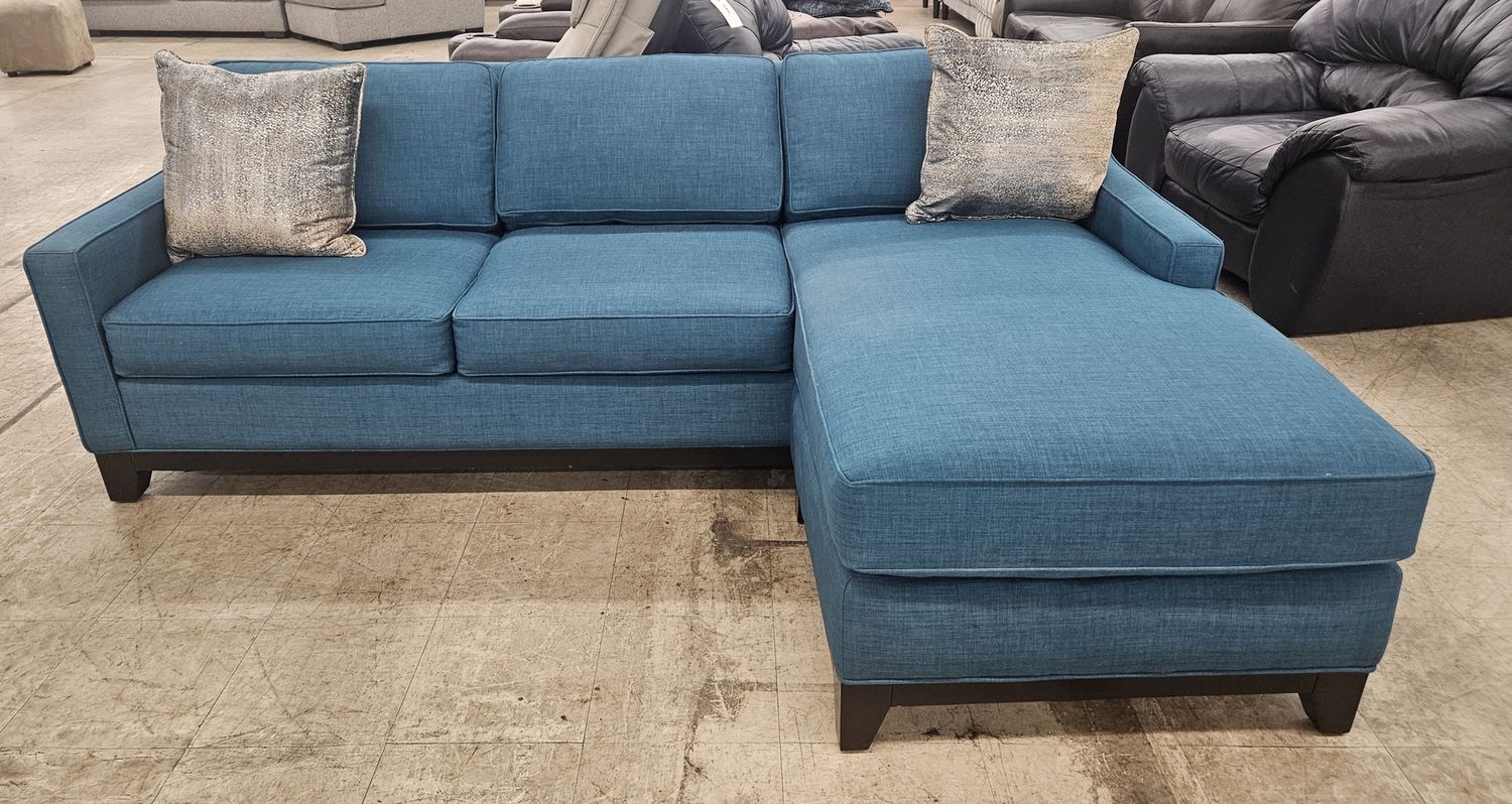 3-seat sectional with chaise