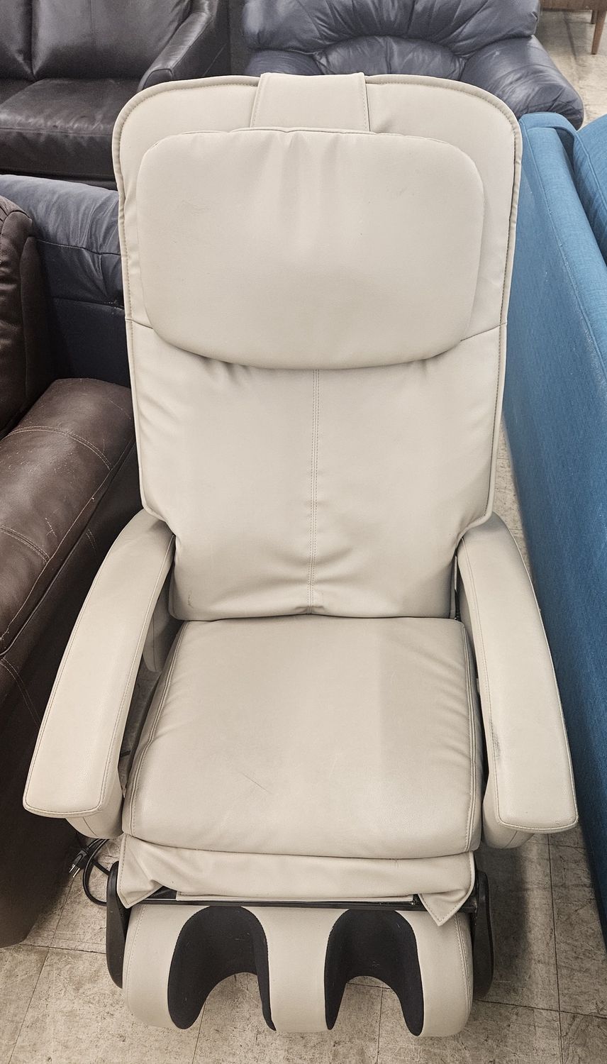 Human Touch HTT 10 XL massage chair