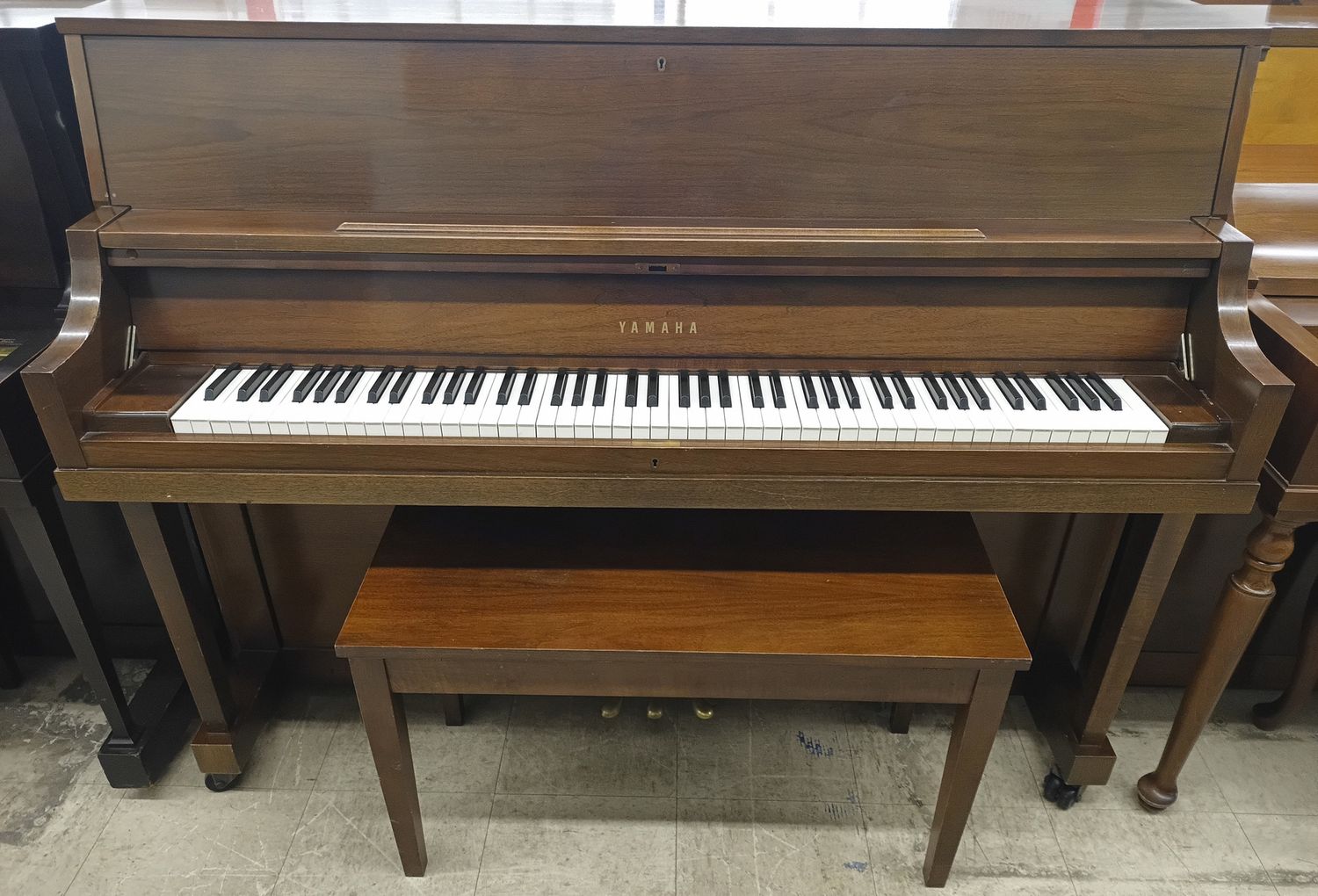 Yamaha P202 Studio Upright Piano