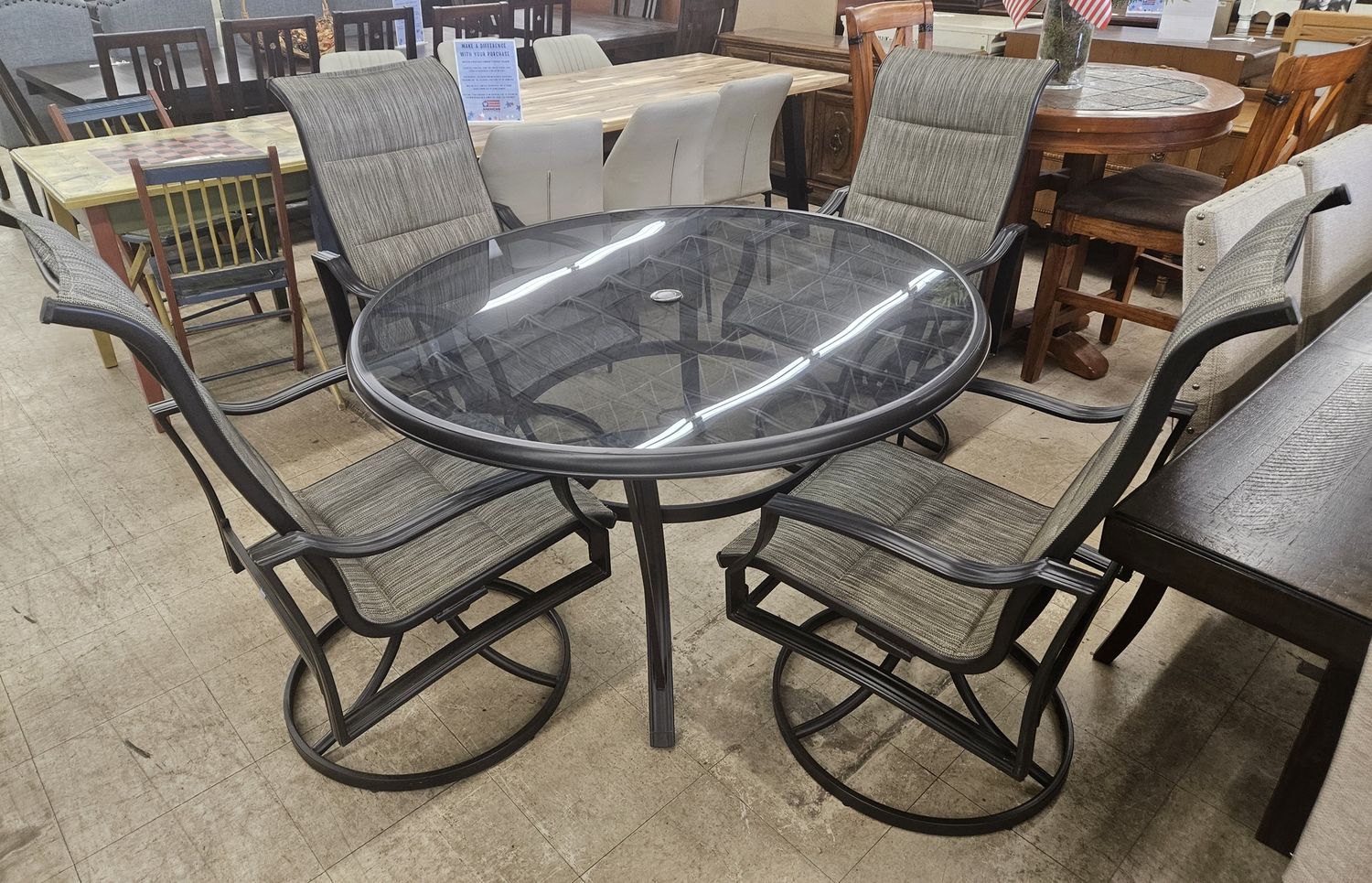 5-piece patio set!