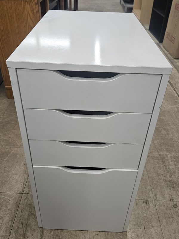 Sleek white 4-drawer cabinet