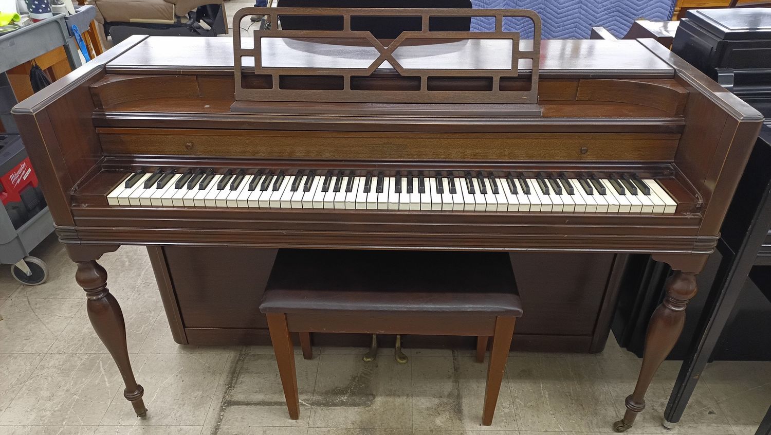 Queen Anne Cable Nelson Spinet Piano