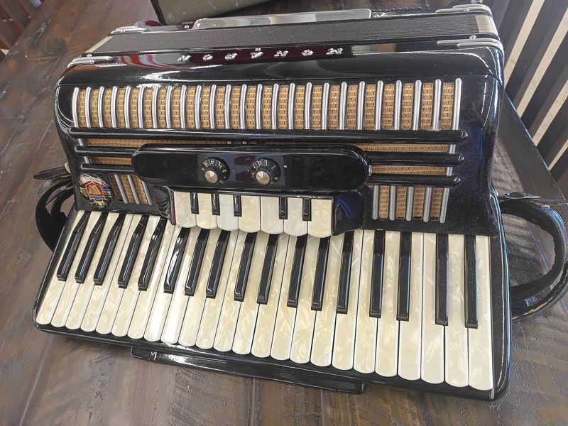 Monarch Accordian