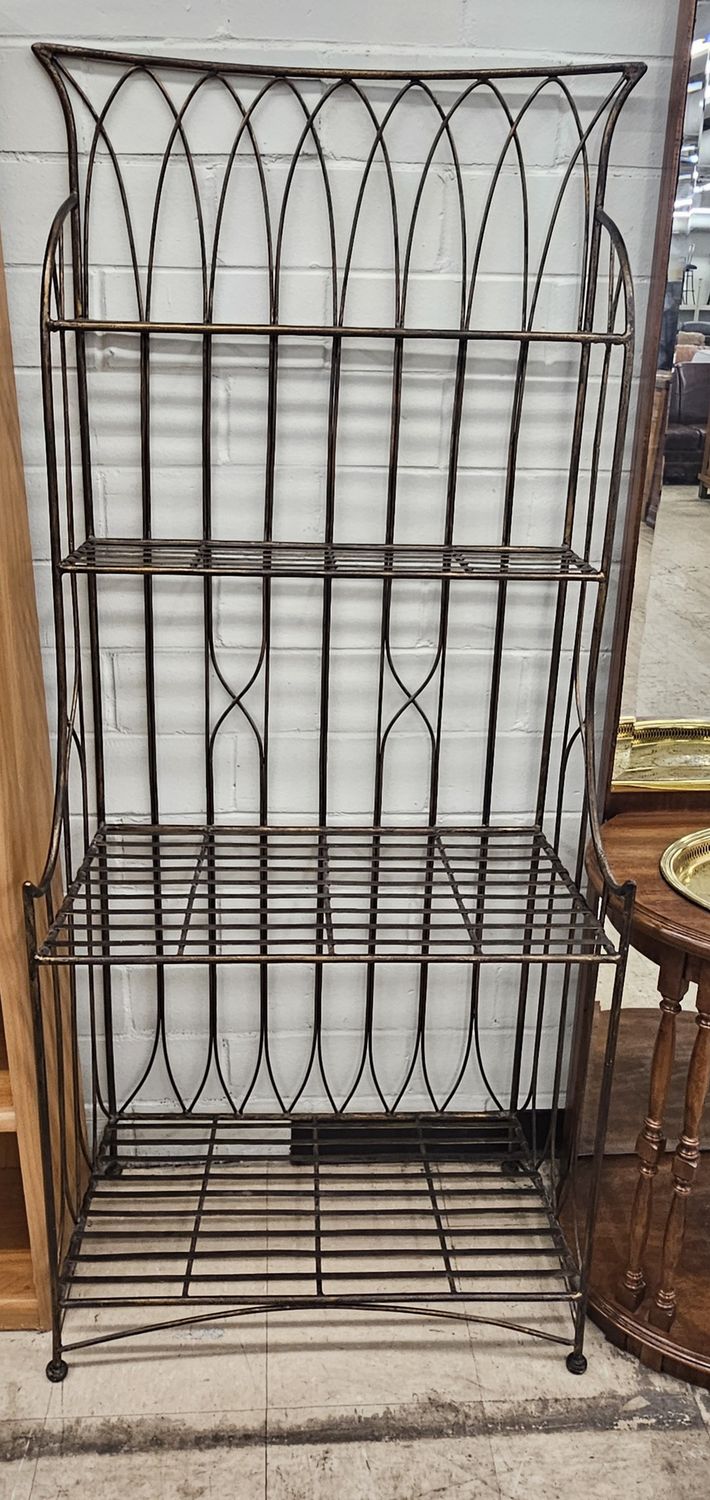 Tall wrought iron baker’s rack!