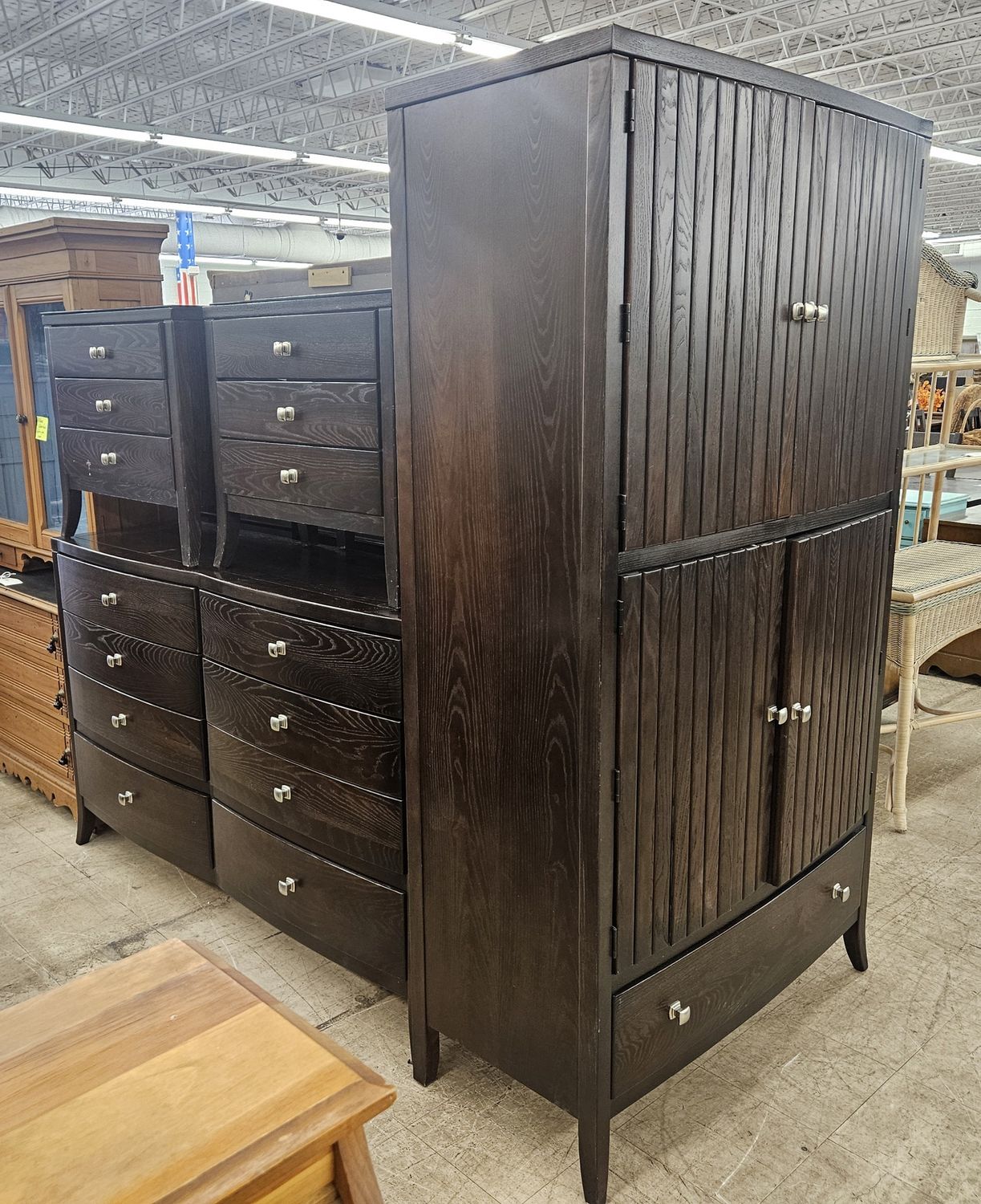 Stanley Furniture espresso bedroom set!