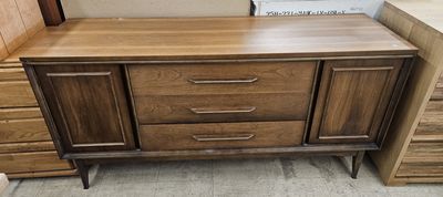 StyleHouse Exclusive credenza!