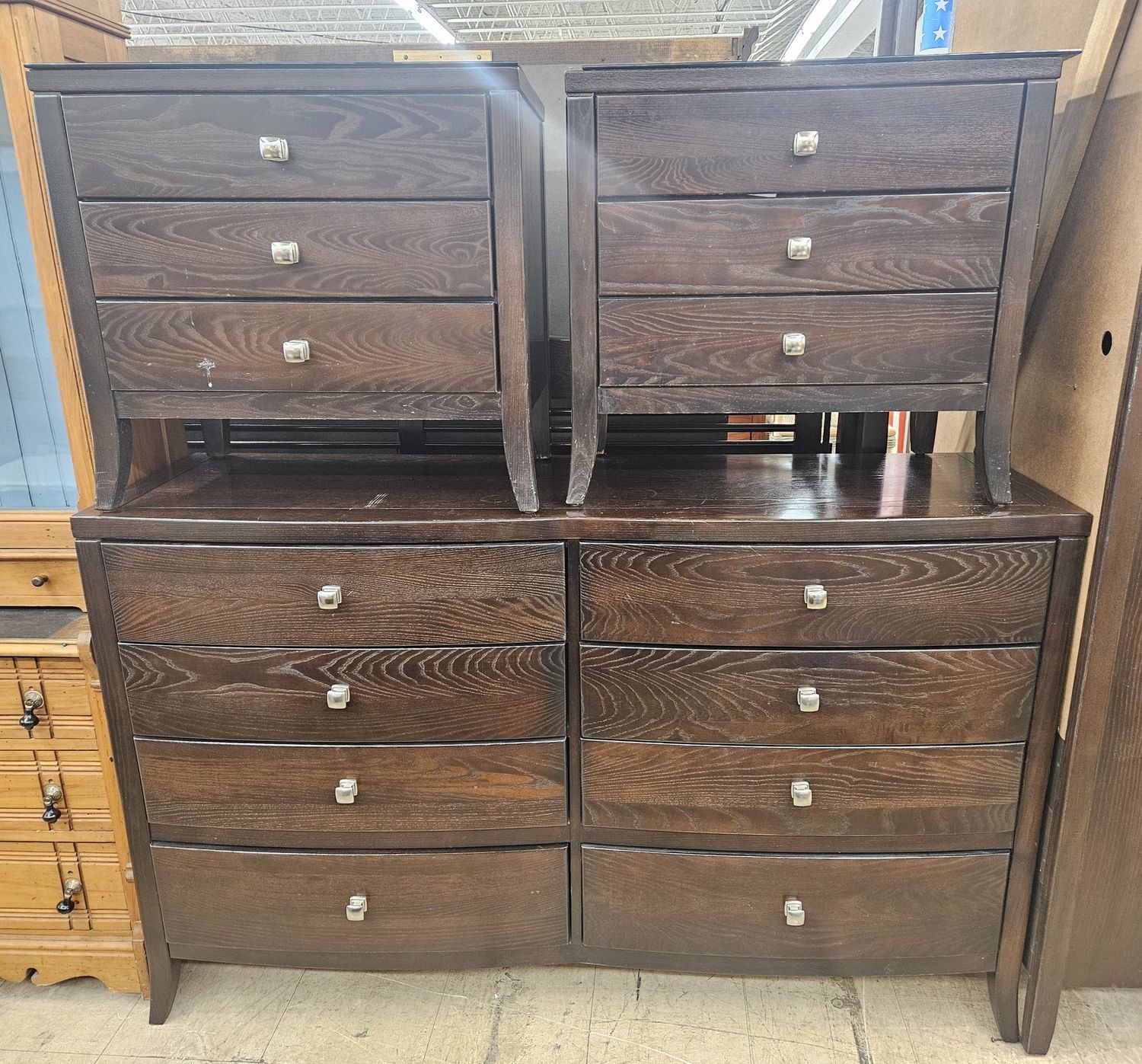 Stanley Furniture Queen bedroom set.