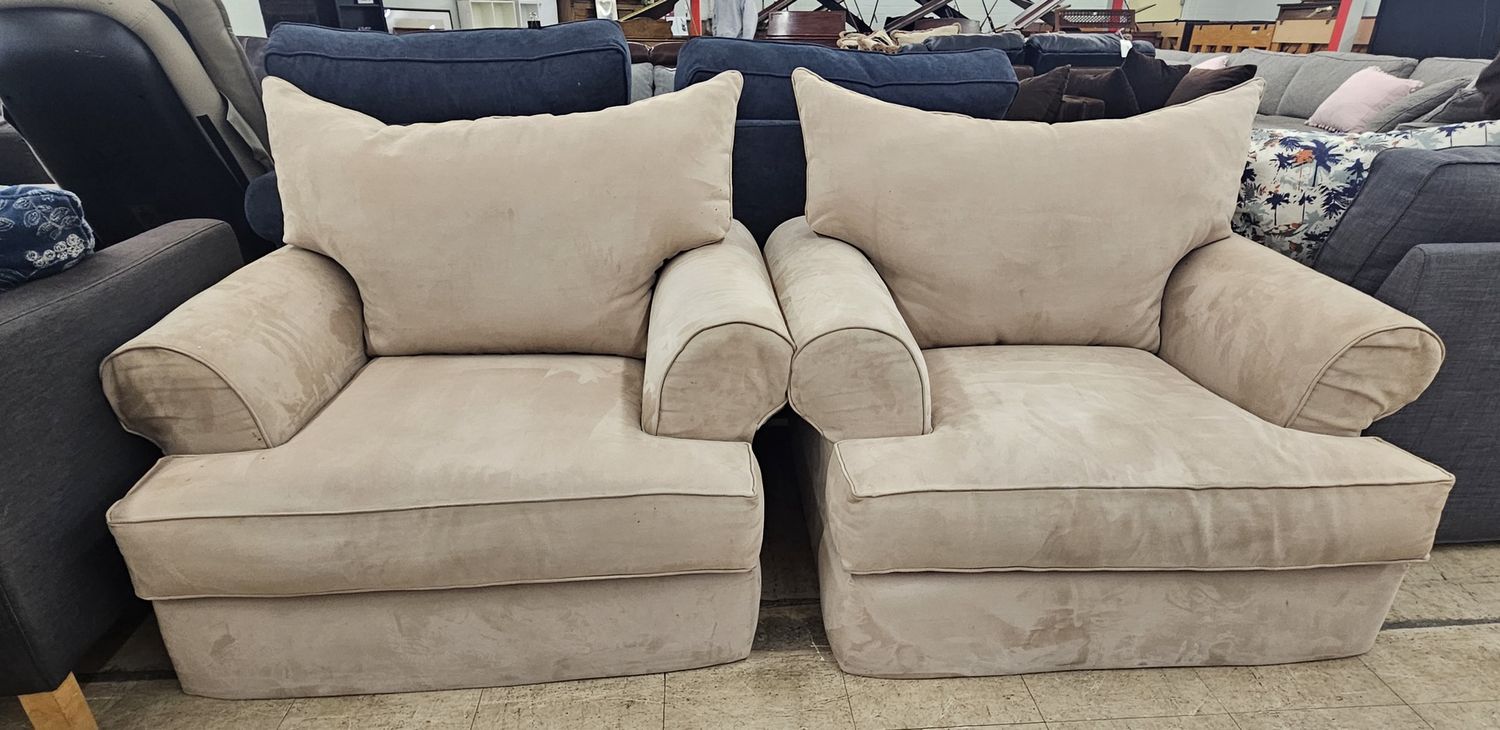 Oversized taupe microfiber chairs