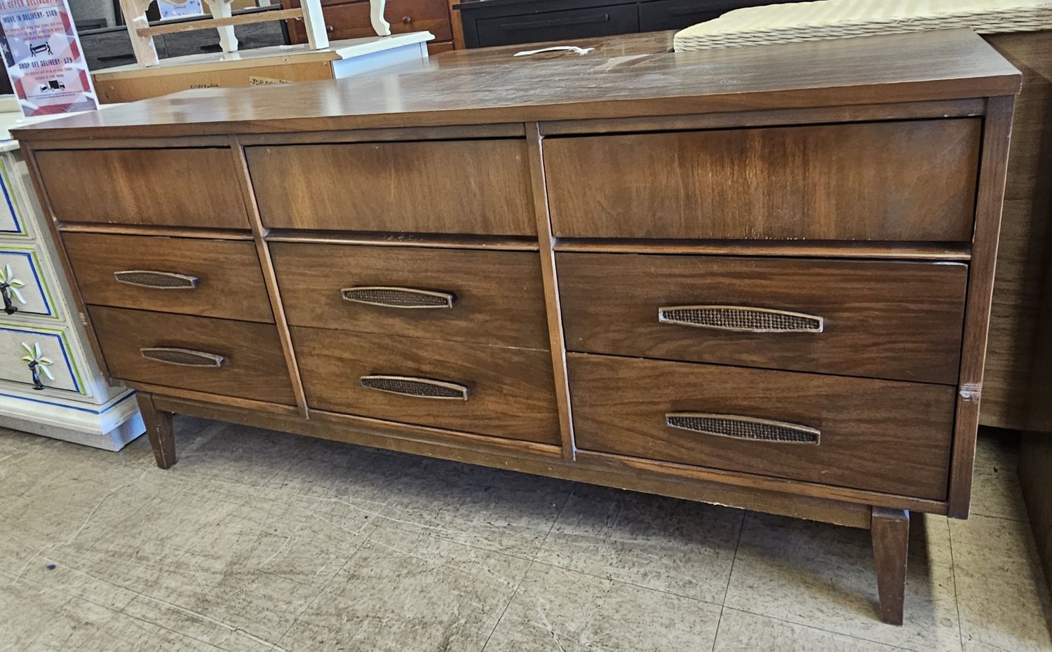 Mid-century modern dresser!!