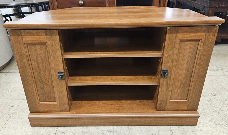 Corner entertainment cabinet