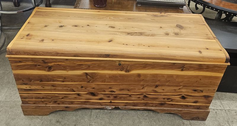 Solid Cedar Hope Chest / Blanket Trunk