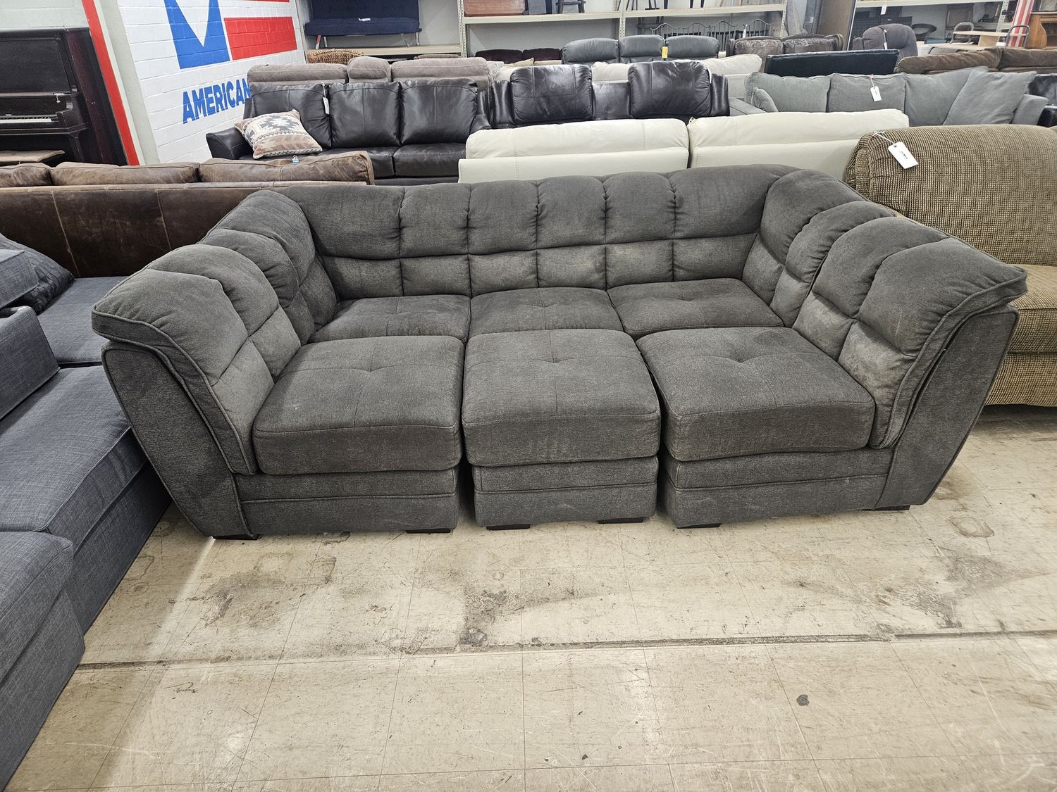 Gray couch/sectional - FREE DELIVERY