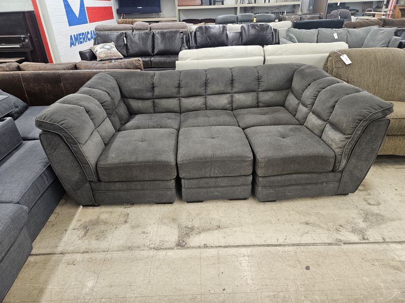 Gray couch/sectional - FREE DELIVERY