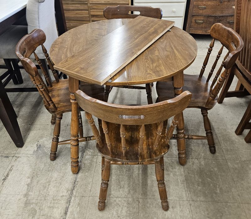 Solid Oak Dining Set with Leaf (4 Chairs)