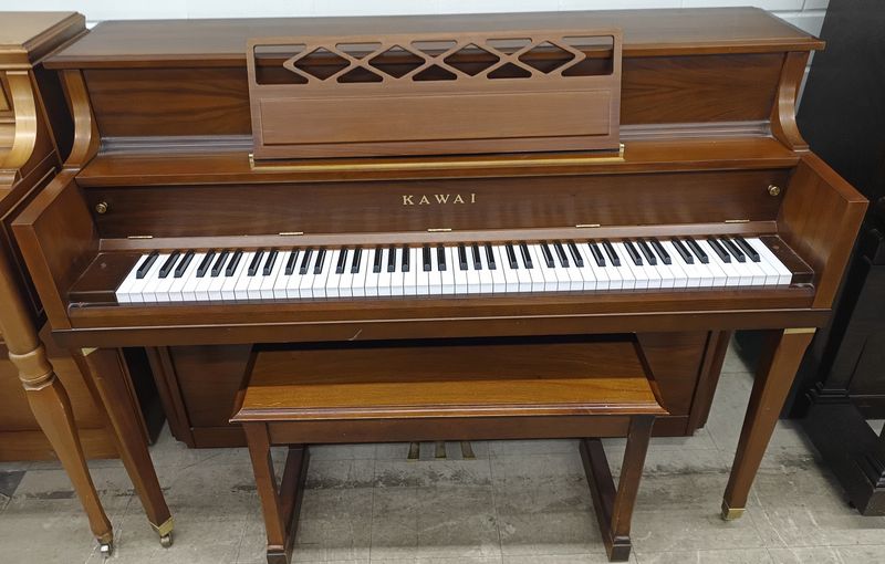 Beautiful Kawai Console Piano