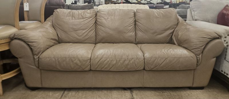 Classic Tan Leather 3-Seat Sofa