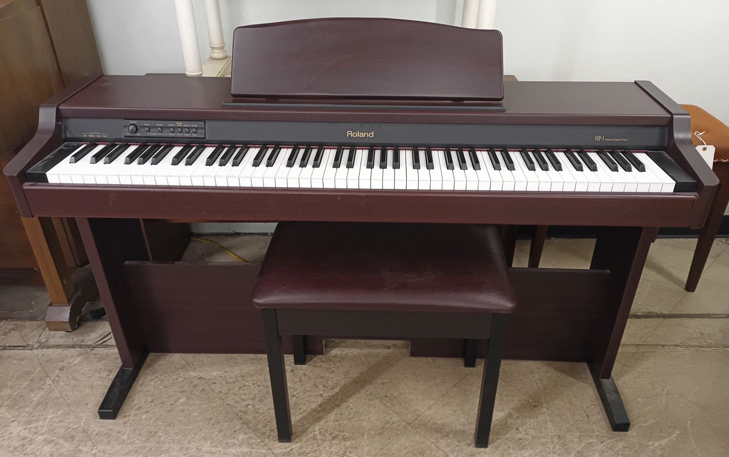 Lovely Roland HP-1 Digital Piano