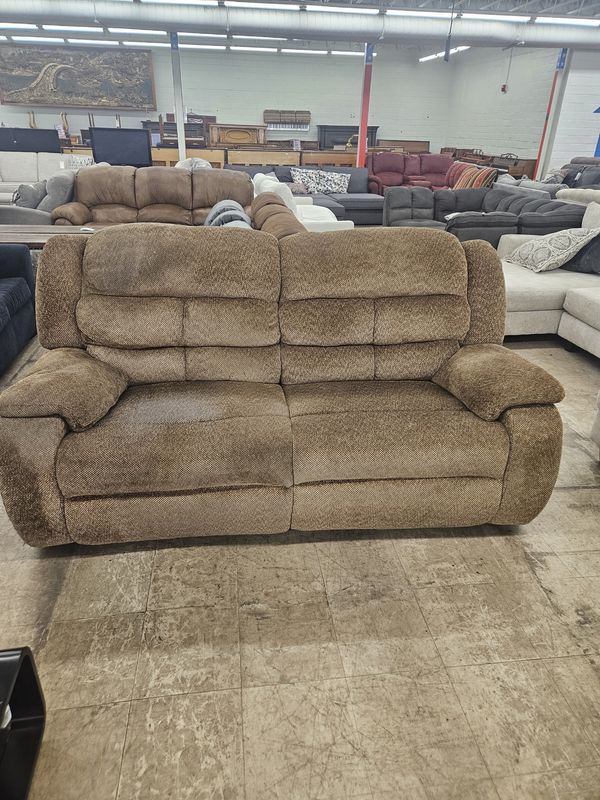 Tan recliner sofa **FREE COUCH -  PICK UP ONLY