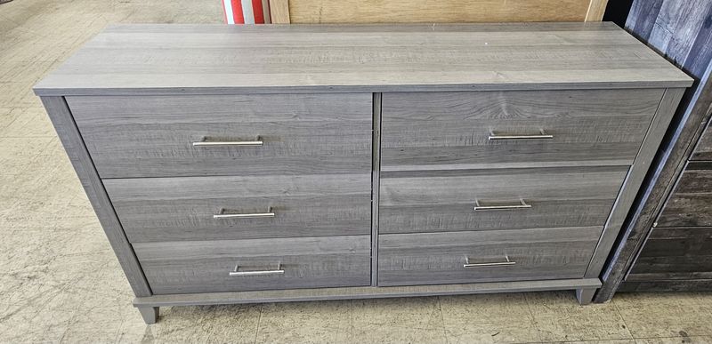Modern Gray 6-Drawer Dresser - FREE DELIVERY