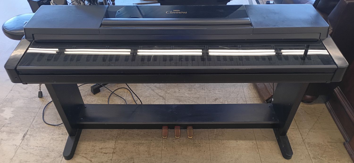 Yamaha Clavinova CLP-560 Yamaha Clavinova CLP-560