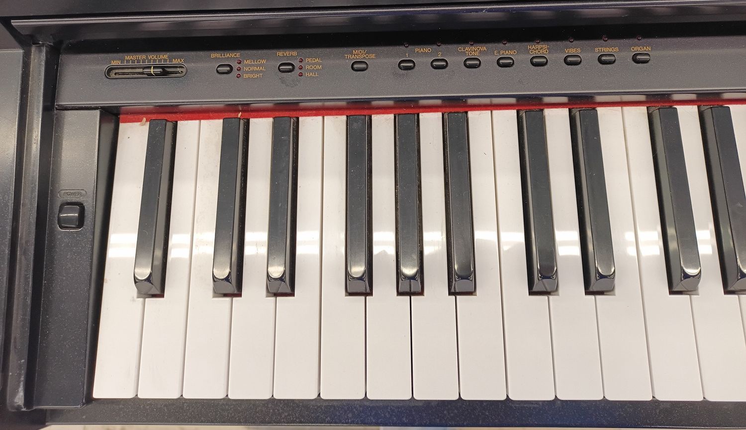 Yamaha Clavinova CLP-560