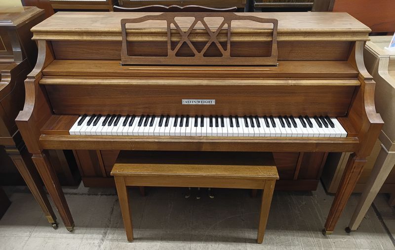 Astin-Weight Console Piano