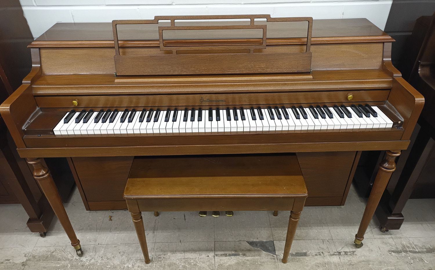 Gulbransen Classic Spinet Piano