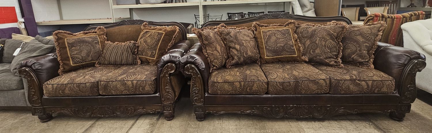 Classic Brown Sofa &amp; Loveseat Set - FREE DELIVERY
