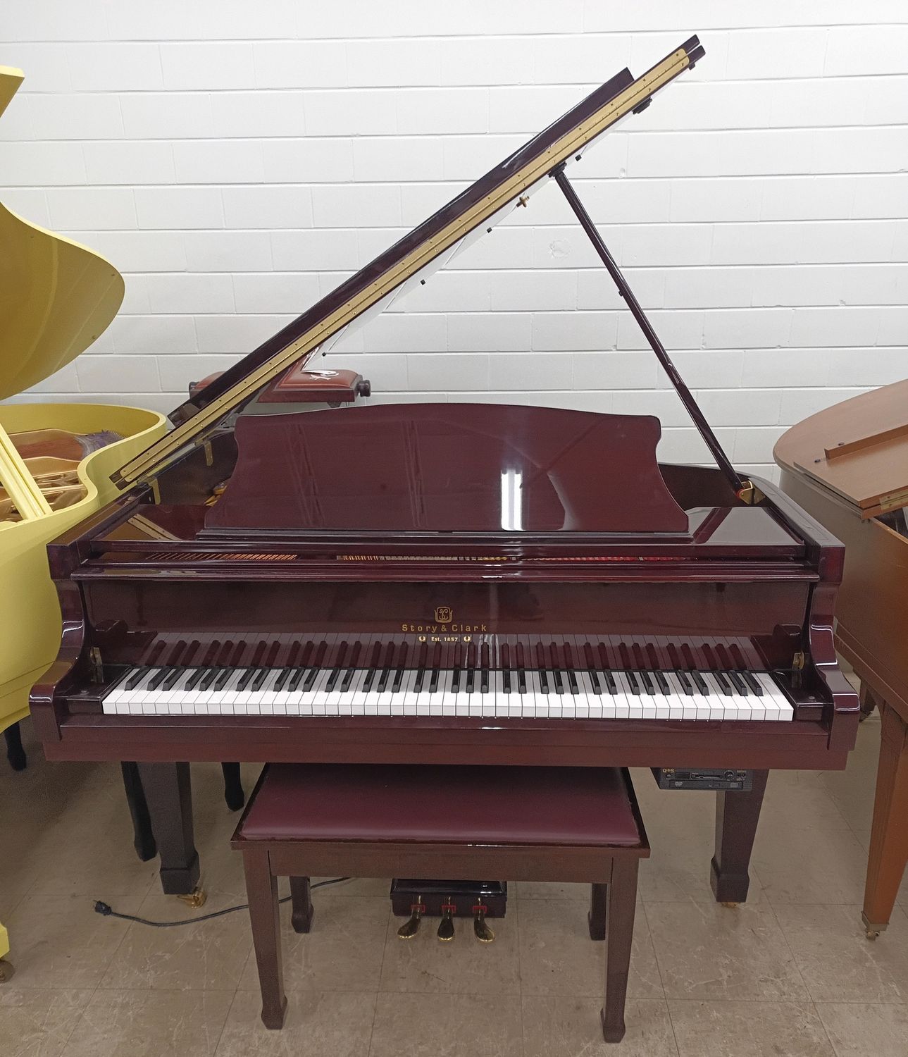 Story &amp; Clark Classic Mahogany Baby Grand with QRS Player System