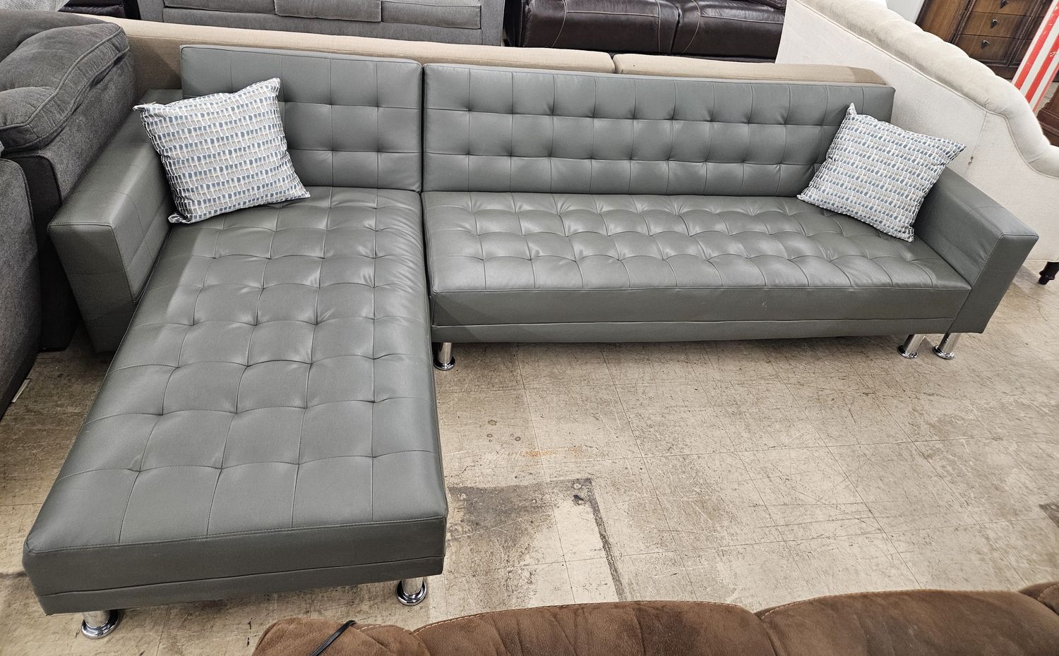 Modern Gray Tufted Sectional - FREE DELIVERY