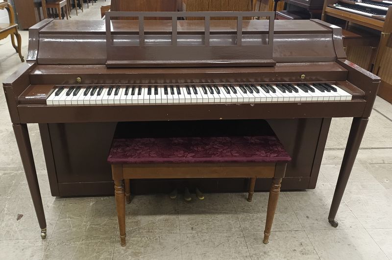 Brown Baldwin Spinet Piano