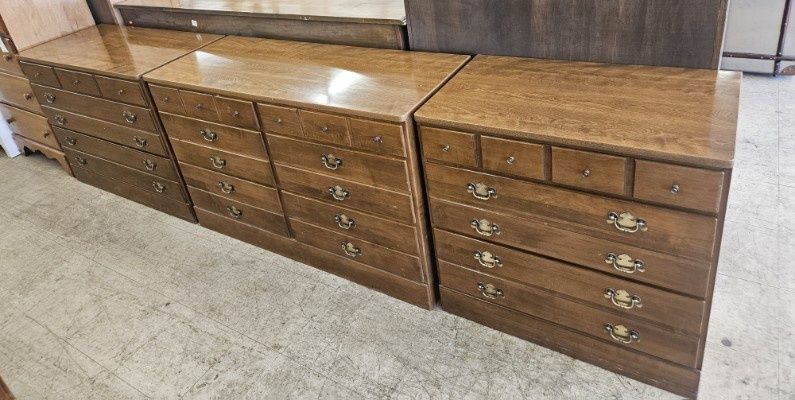 Ethan Allen Solid Oak 3-Piece Dresser Set – 12 Drawers - FREE DELIVERY