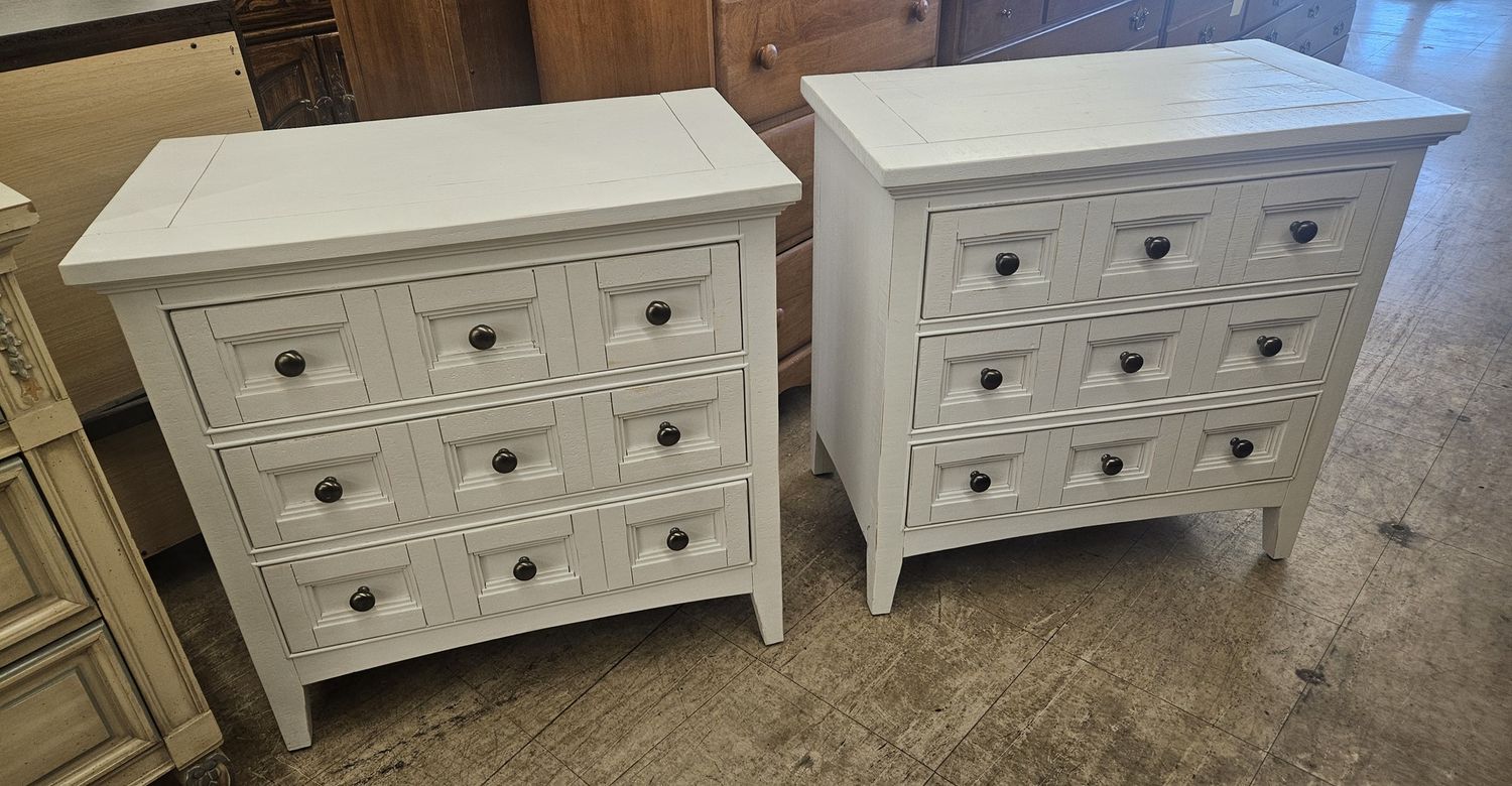 Matching White 3-Drawer Nightstands / Accent Chests (Set of 2) - FREE DELIVERY