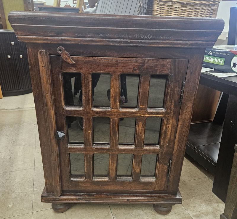 Lockwood Glass Cabinet