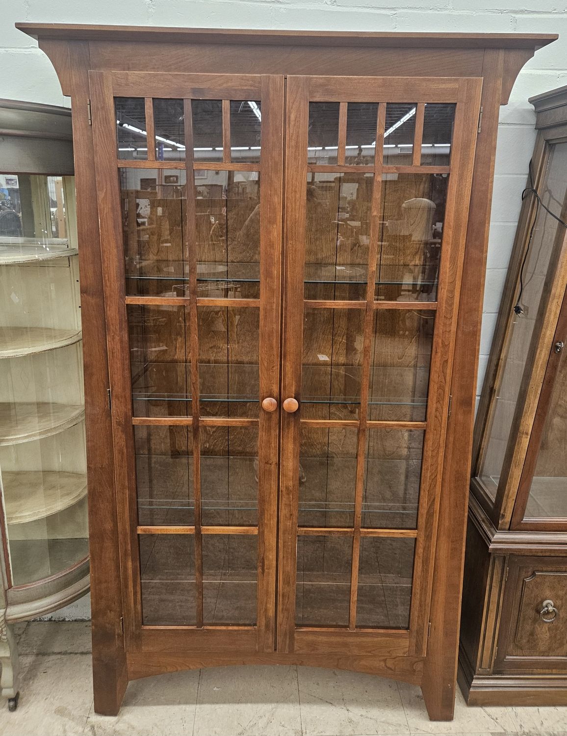 Ethan Allen Heritage Lighted Display Cabinet - FREE DELIVERY