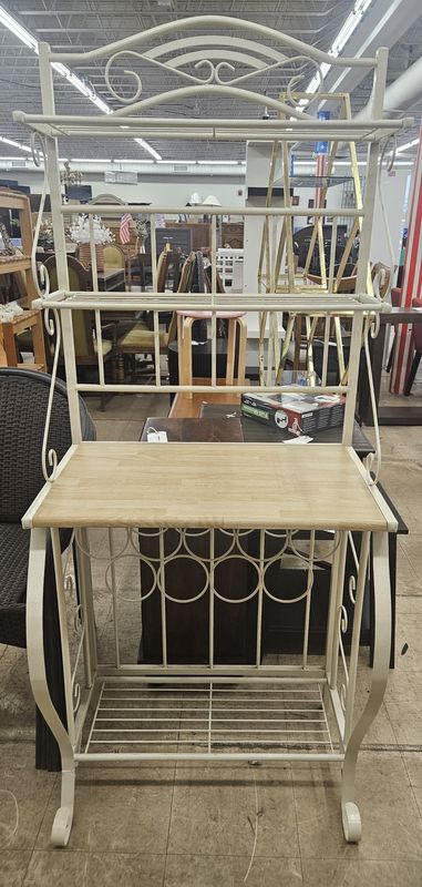 Cottage Charm Baker’s Rack with Wood Top