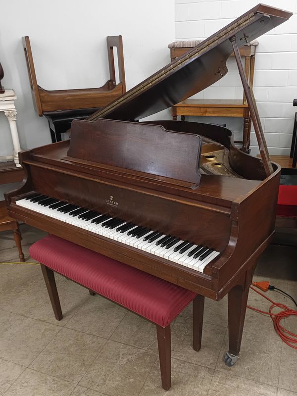 Heritage Parlor Grand – Lester Baby Grand Piano