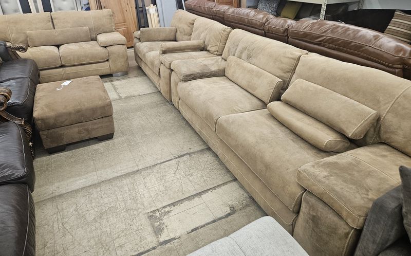 3-Piece Living Room Set – Sofa + 2 Loveseats (Oversized Comfort)