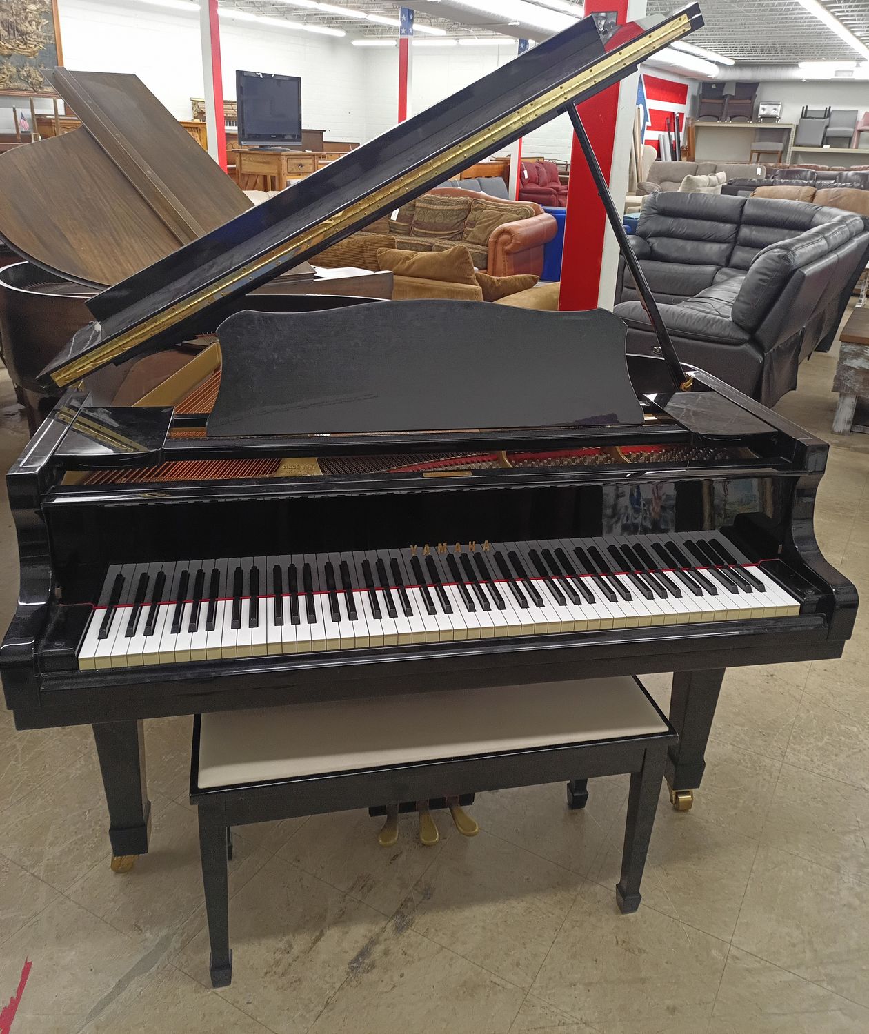 Yamaha G2 Conservatory Grand – 5'8" Japanese Performance Classic