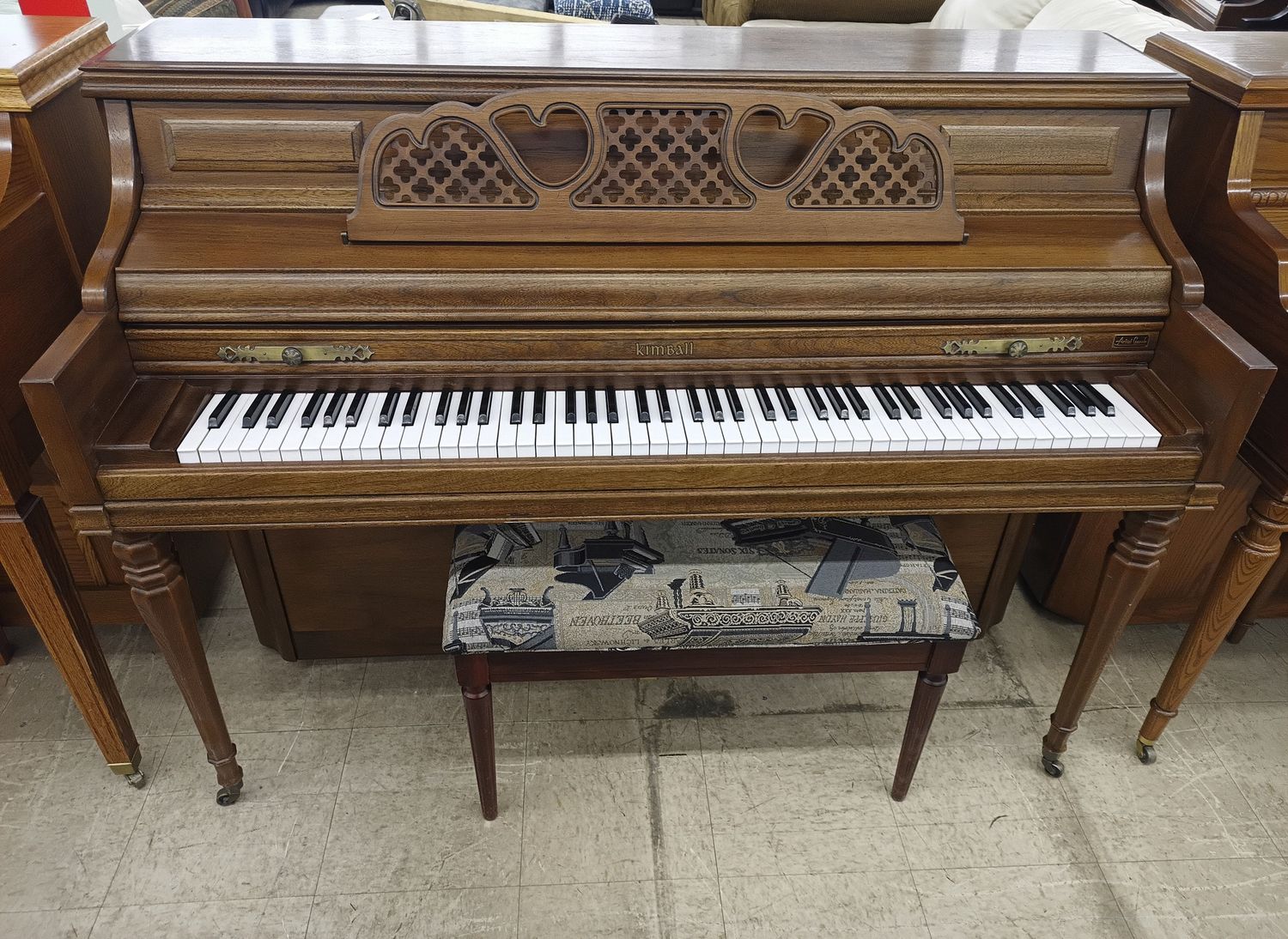 Kimball Console Upright Piano – Traditional Walnut Finish