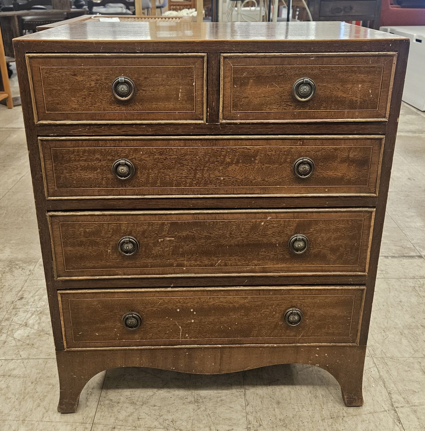 Classic Solid Wood 5-Drawer Chest / Dresser
