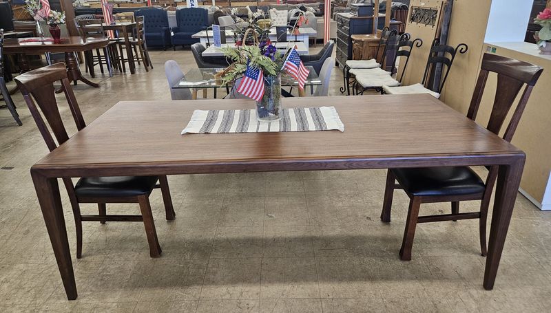RH (Restoration Hardware) Solid Wood Dining Table - FREE DELIVERY