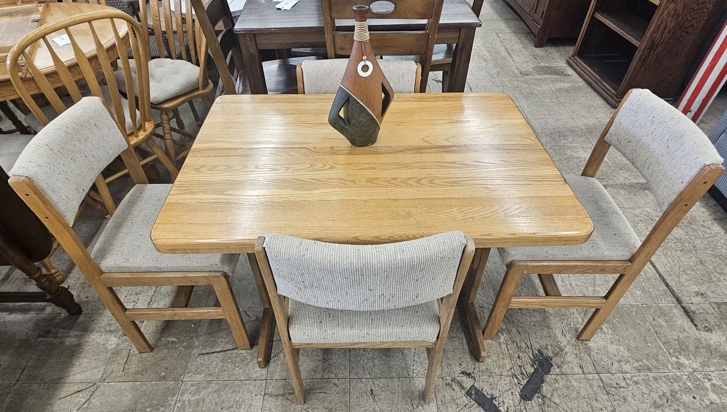 Oak Gathering Place Dining Set - FREE DELIVERY