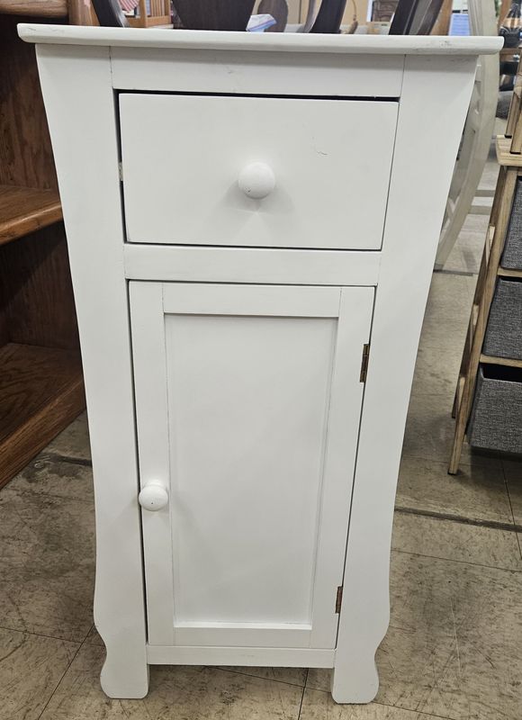 Cottage Charm Nightstand