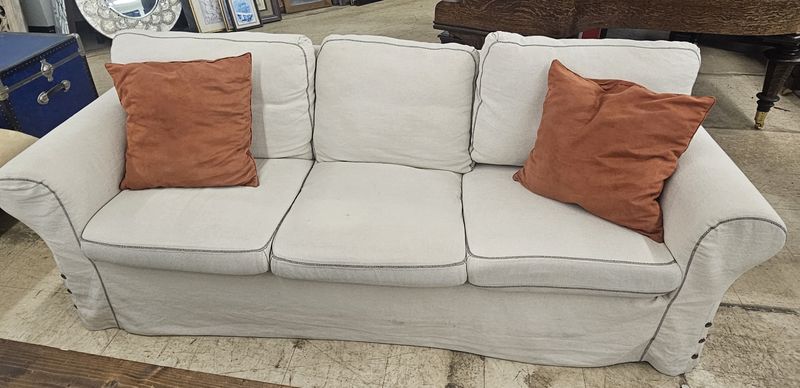 Coastal Slipcovered Sofa - FREE DELIVERY