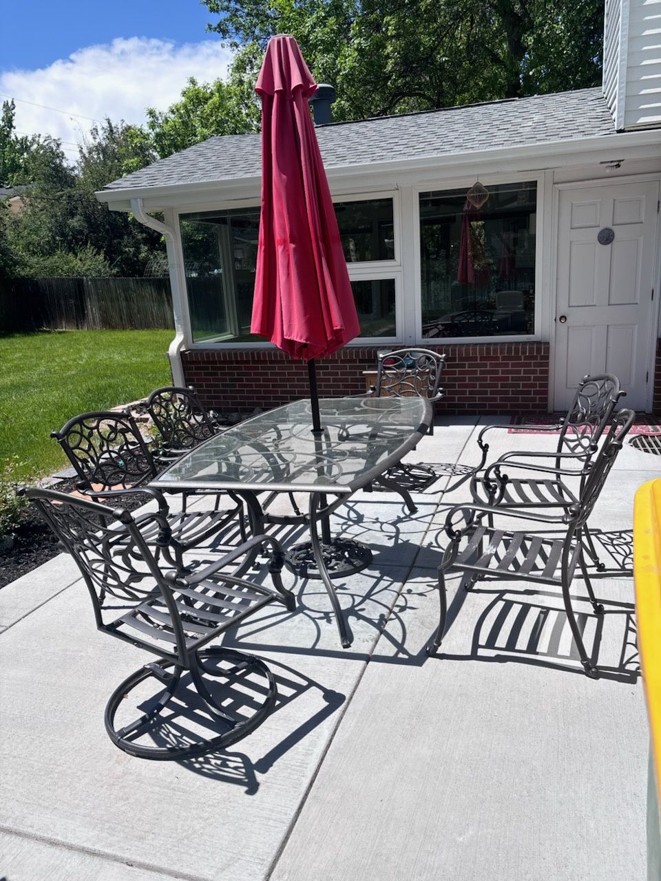 Summer Estate Patio Dining Set - FREE DELIVERY