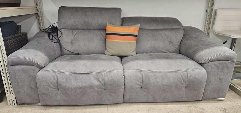 Cloud Nine Power Reclining Sofa with USB Charging - FREE DELIVERY