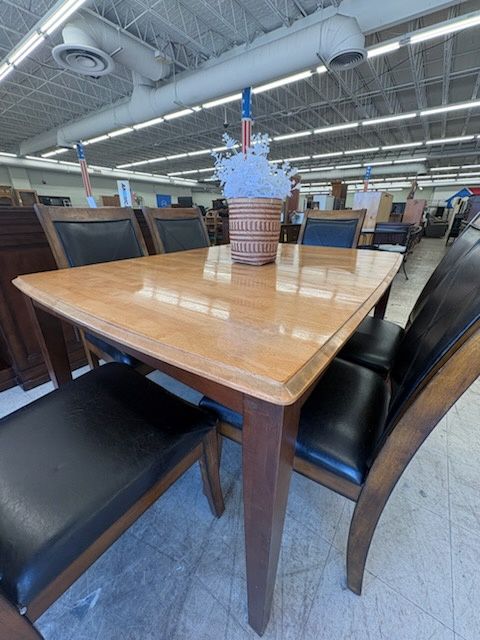 Family Feast Dining Set - FREE DELIVERY